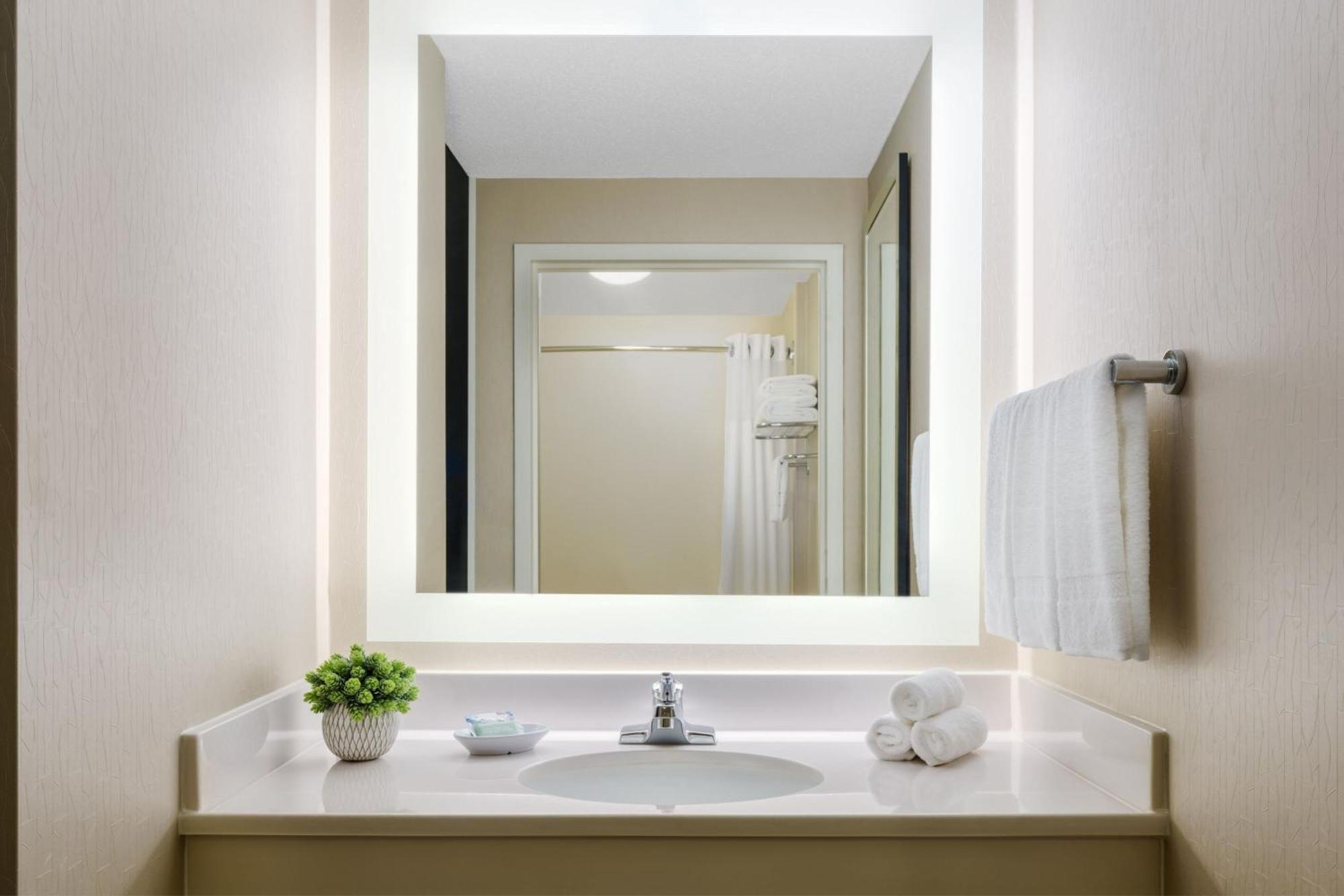 Springhill Suites Manchester-Boston Regional Airport Εξωτερικό φωτογραφία
